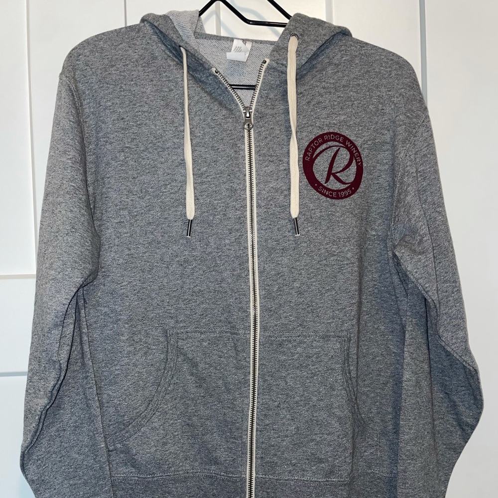 Raptor Ridge Winery Zipped Sweatshirt